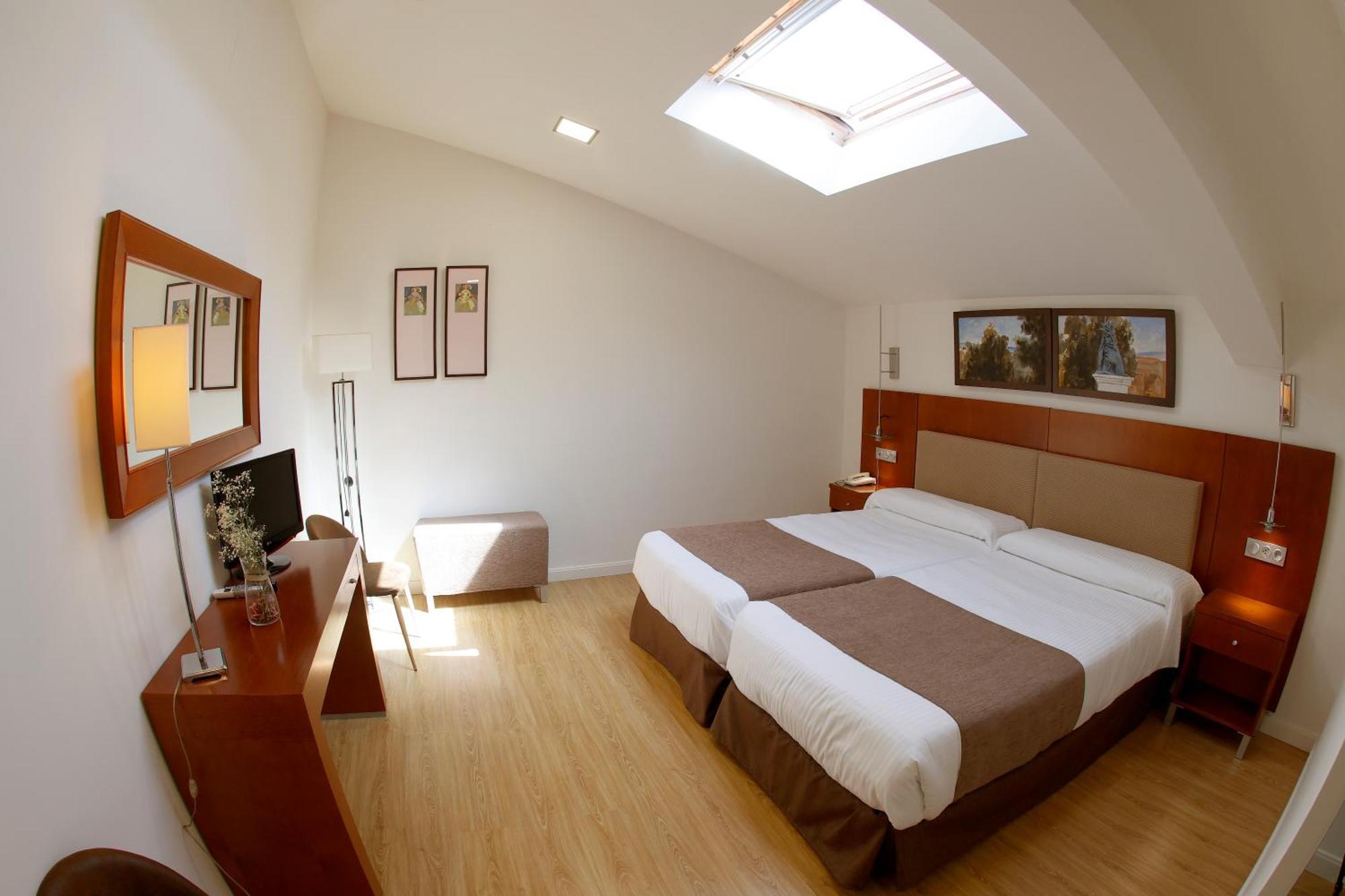 פוואנטה חניל Hotel El Carmen מראה חיצוני תמונה